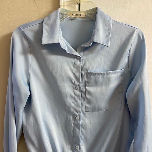 4th & Reckless Blue Bodysuit Blouse Long Sleeve Button Up Medium - Picture 3 of 8